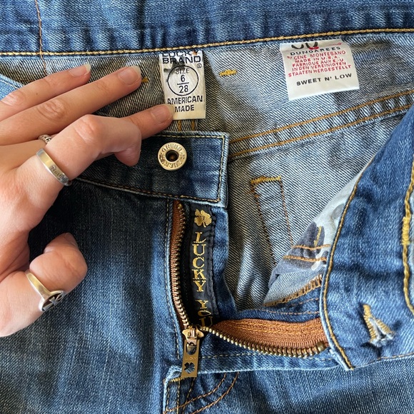 VINTAGE LUCKY BRAND FLARE JEANS - Picture 3 of 5